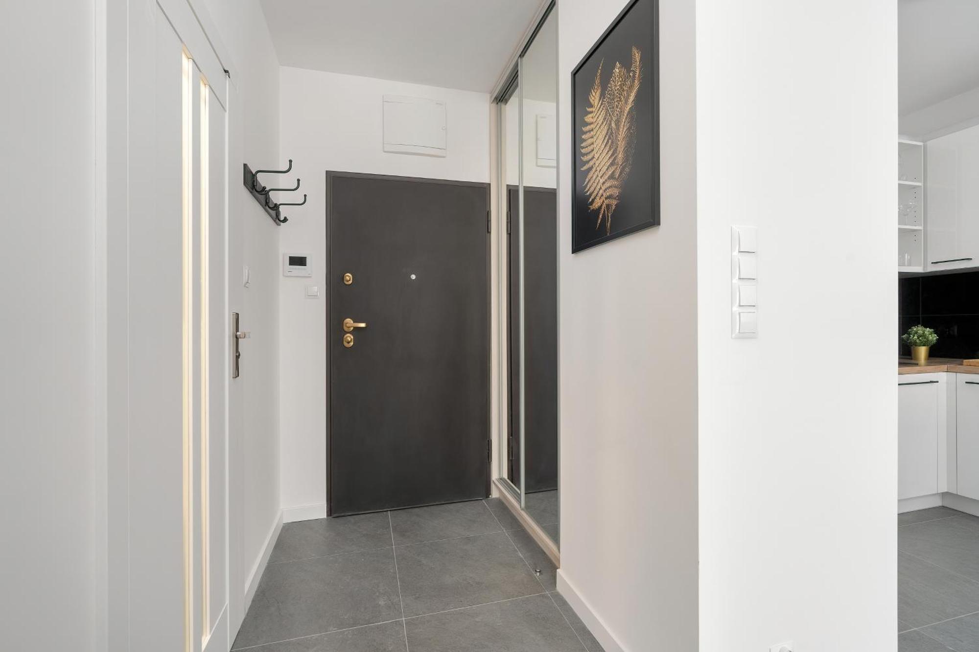 City Center Apartments With Gym & Free Garage Poznan By Noclegi Renters Ngoại thất bức ảnh