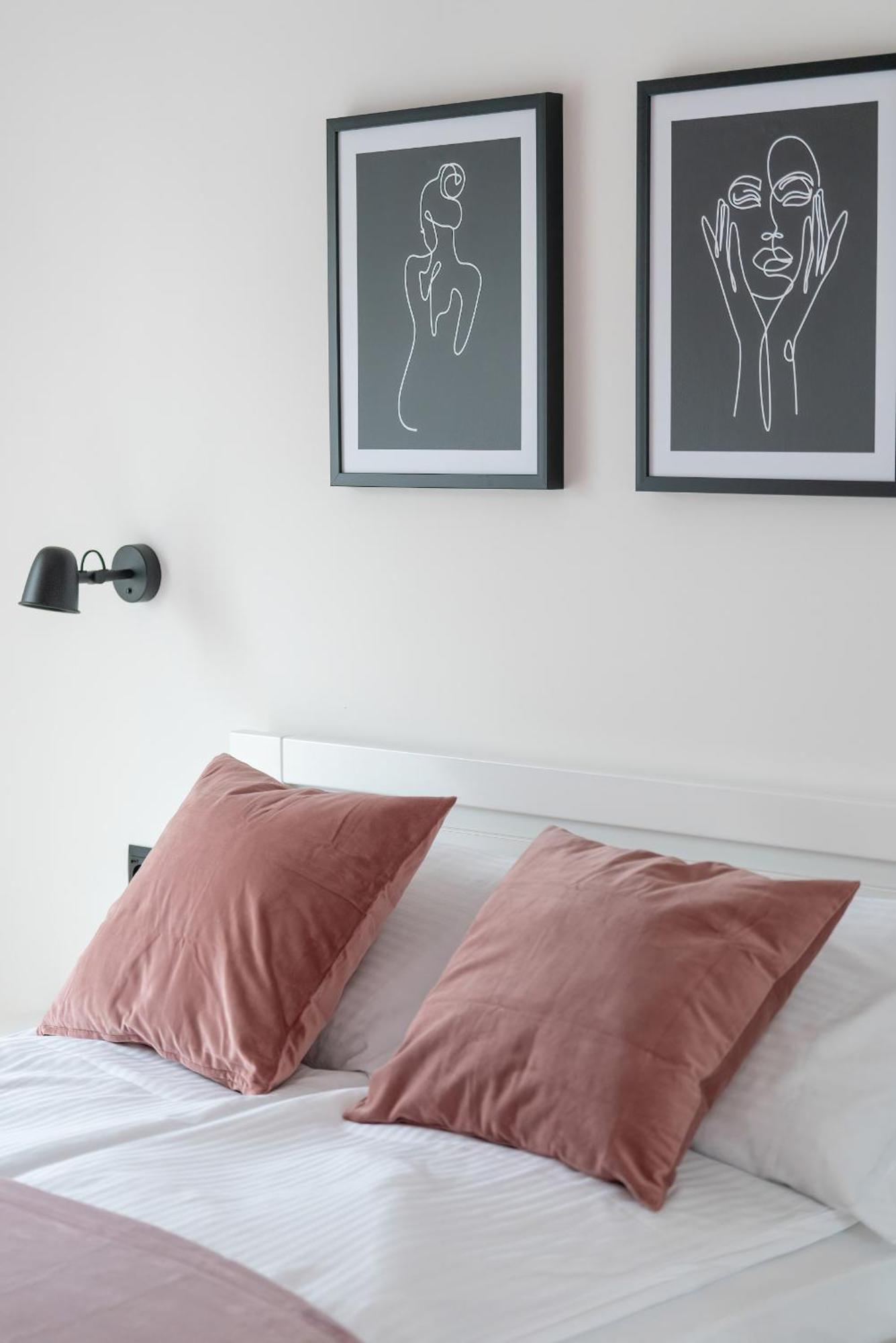 City Center Apartments With Gym & Free Garage Poznan By Noclegi Renters Ngoại thất bức ảnh